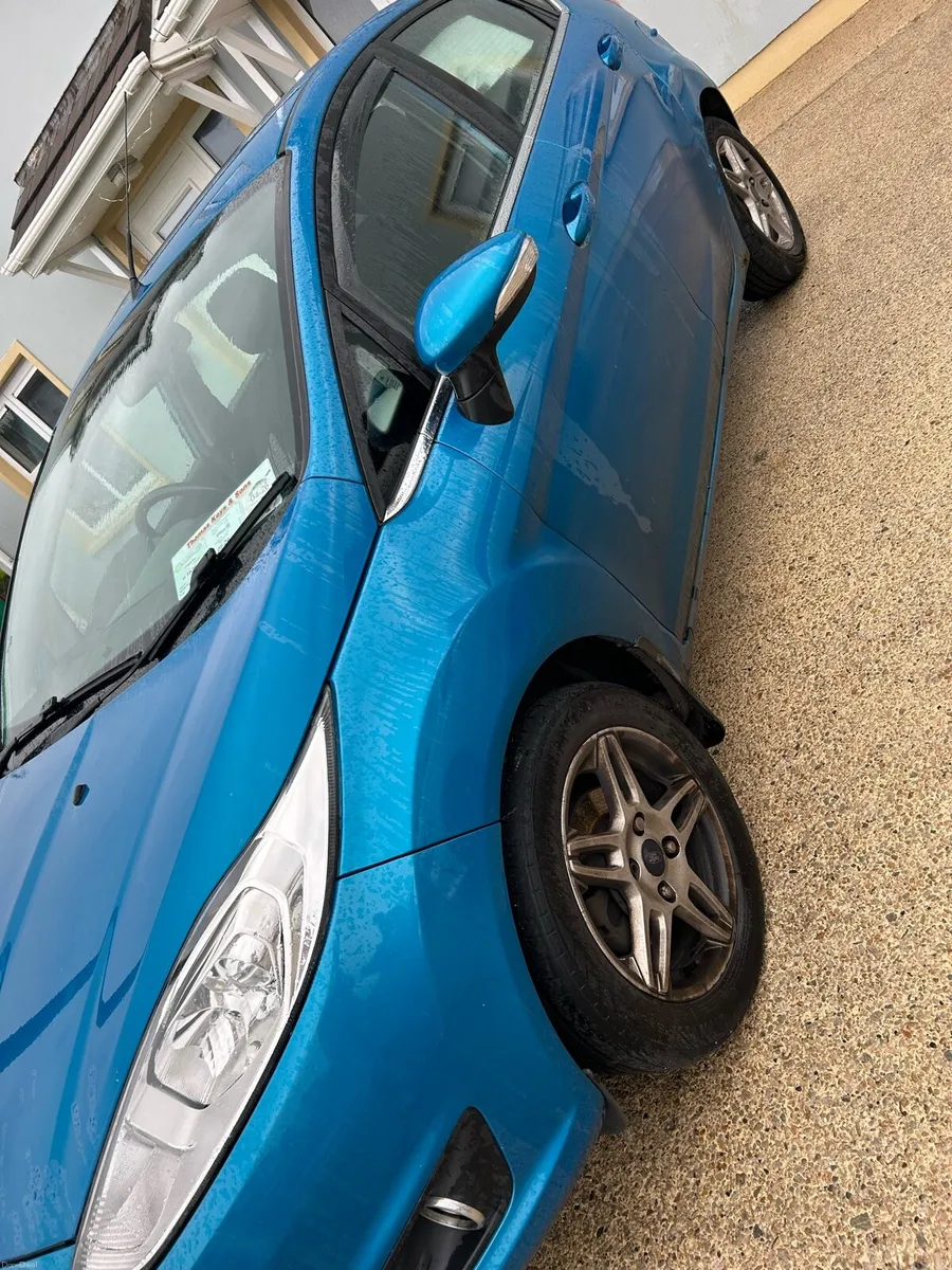 132 Ford fiesta - Image 2
