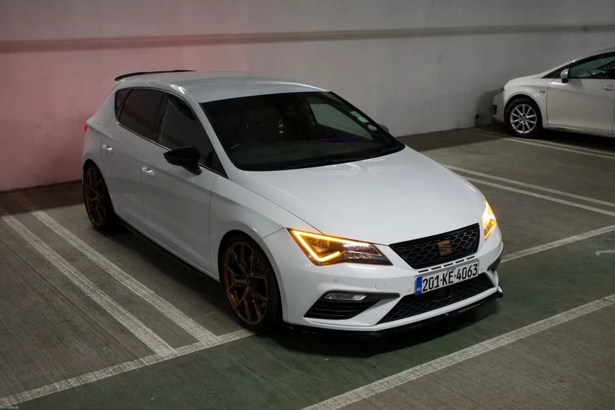 2020 SEAT Leon Cupra 290 - Image 3
