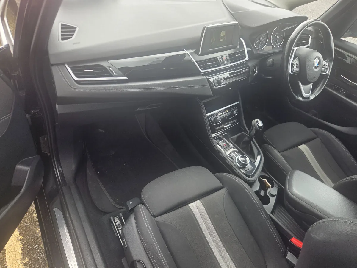 BMW 2-Series 2017 - Image 4