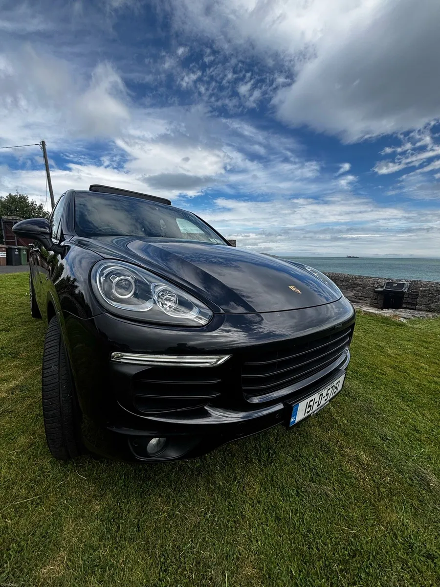 Porsche Cayenne 3.0 Diesel 172Km - Image 2