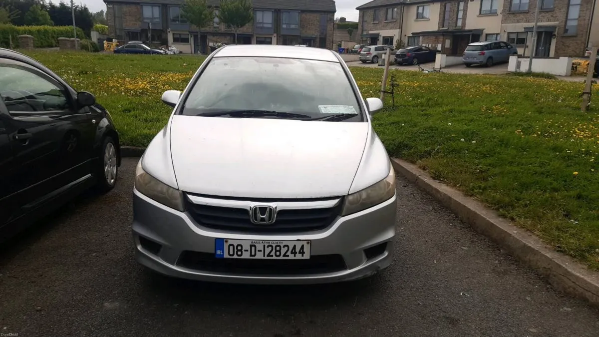 2008 Honda stream automatic 160,000 kilometers - Image 2