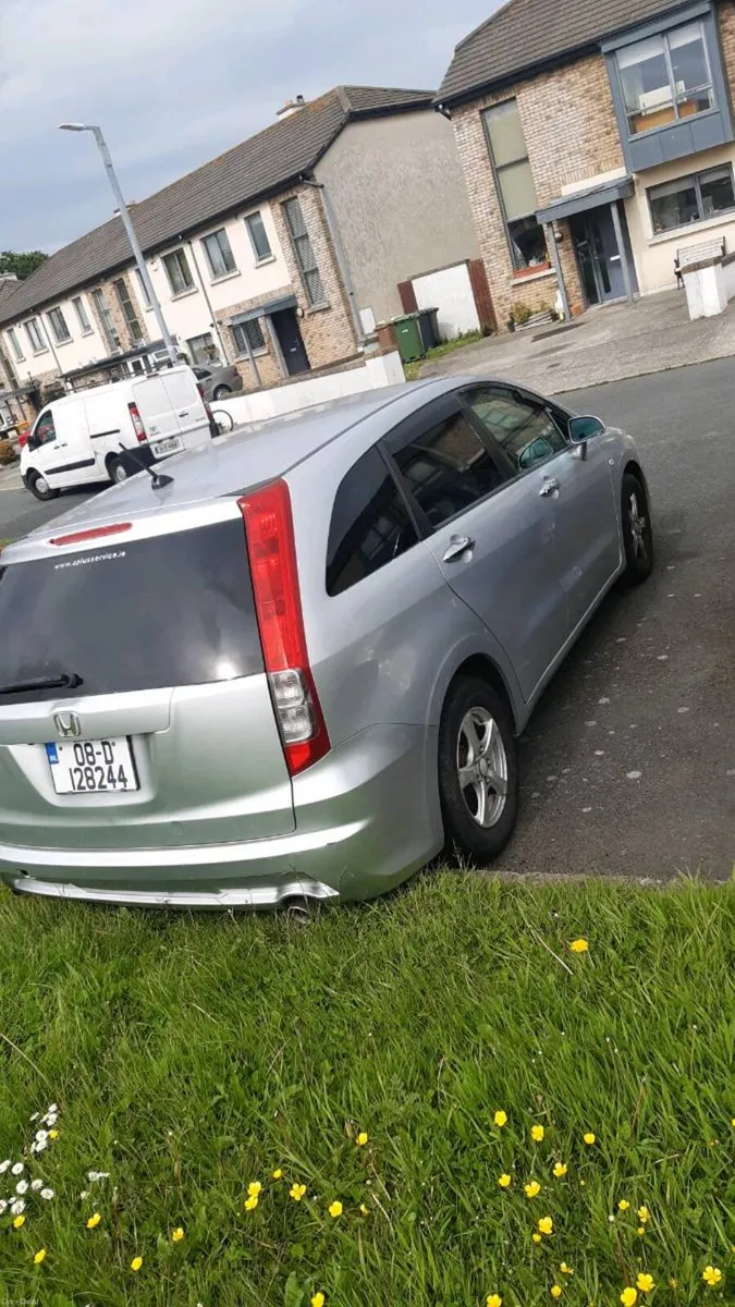 2008 Honda stream automatic 160,000 kilometers - Image 3