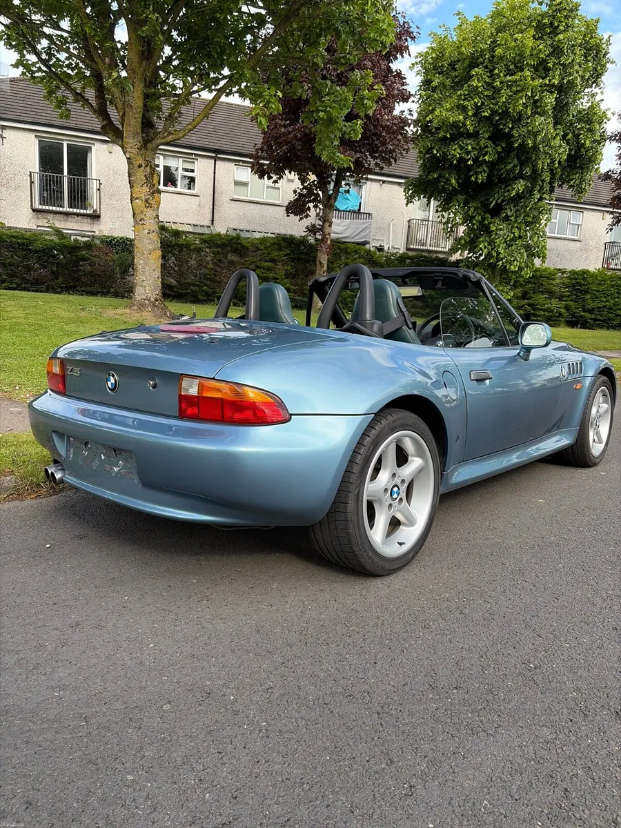 BMW Z3 2.8 Sports Roadster - Image 3