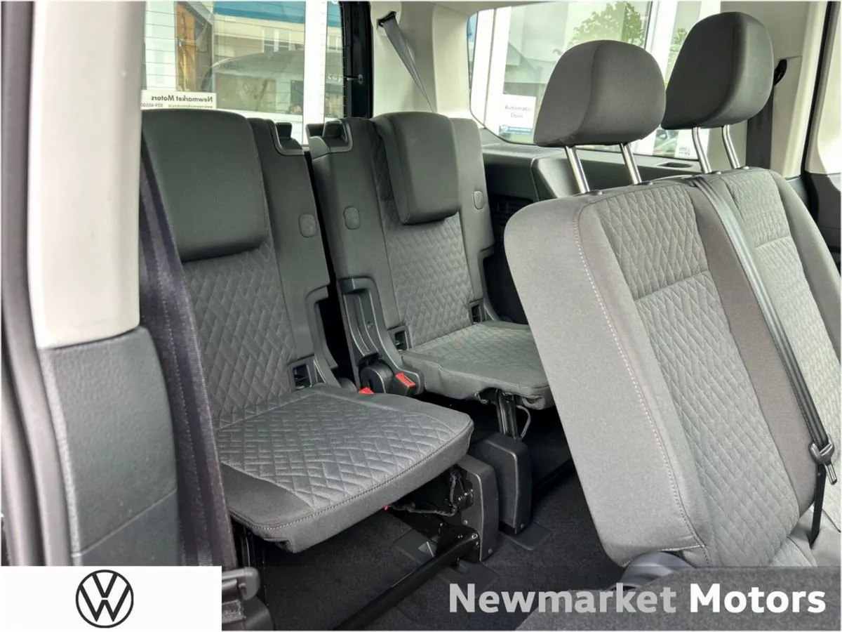 Volkswagen Caddy Maxi Life SEVEN SEATER PLUG IN HY - Image 4