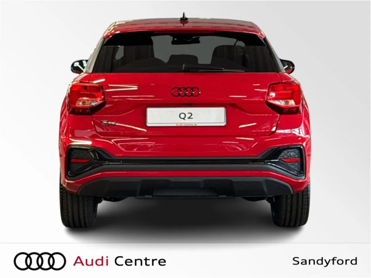 Audi Q2 35 TFSI 150HP S-T S LINE - Image 4