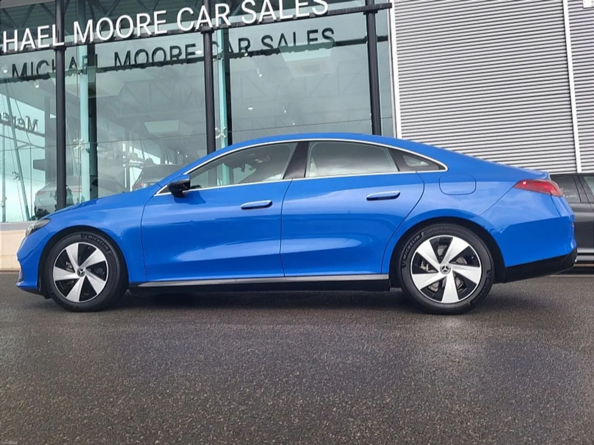 Mercedes-Benz CLA CLA200 HEV SALOON  Progressive A - Image 5