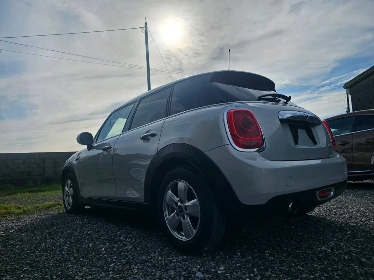 2015 Mini Cooper AUTOMATIC - Image 3