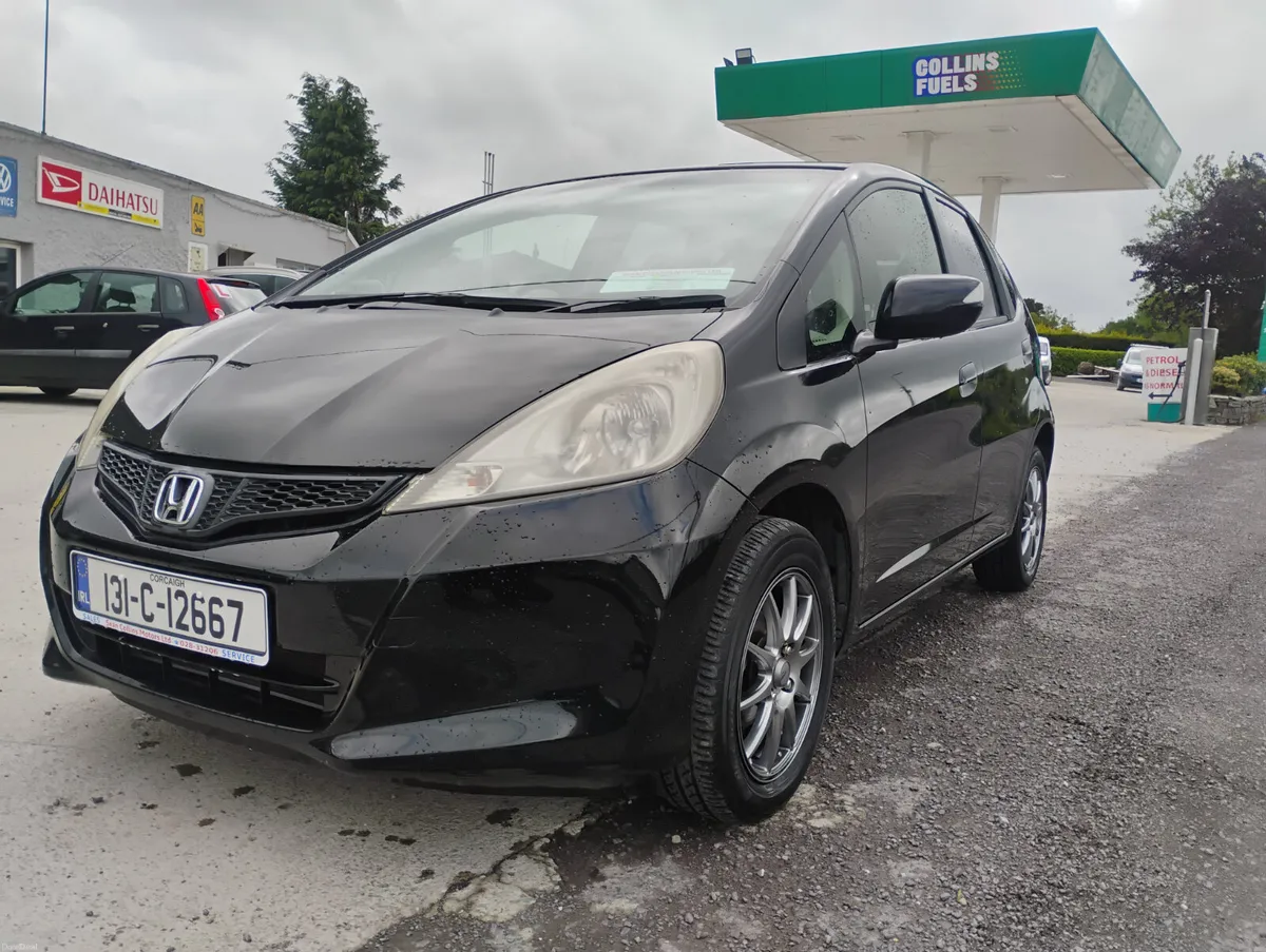 Honda Fit 2013 AUTO - Image 3