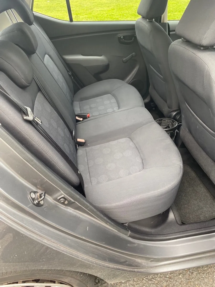 Hyundai i10 2011 - Image 4