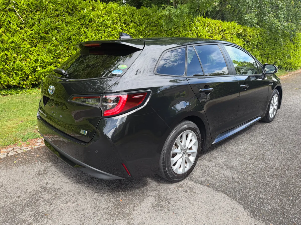 2020 Toyota Corolla Hybrid Touring Estate €14,950 - Image 4