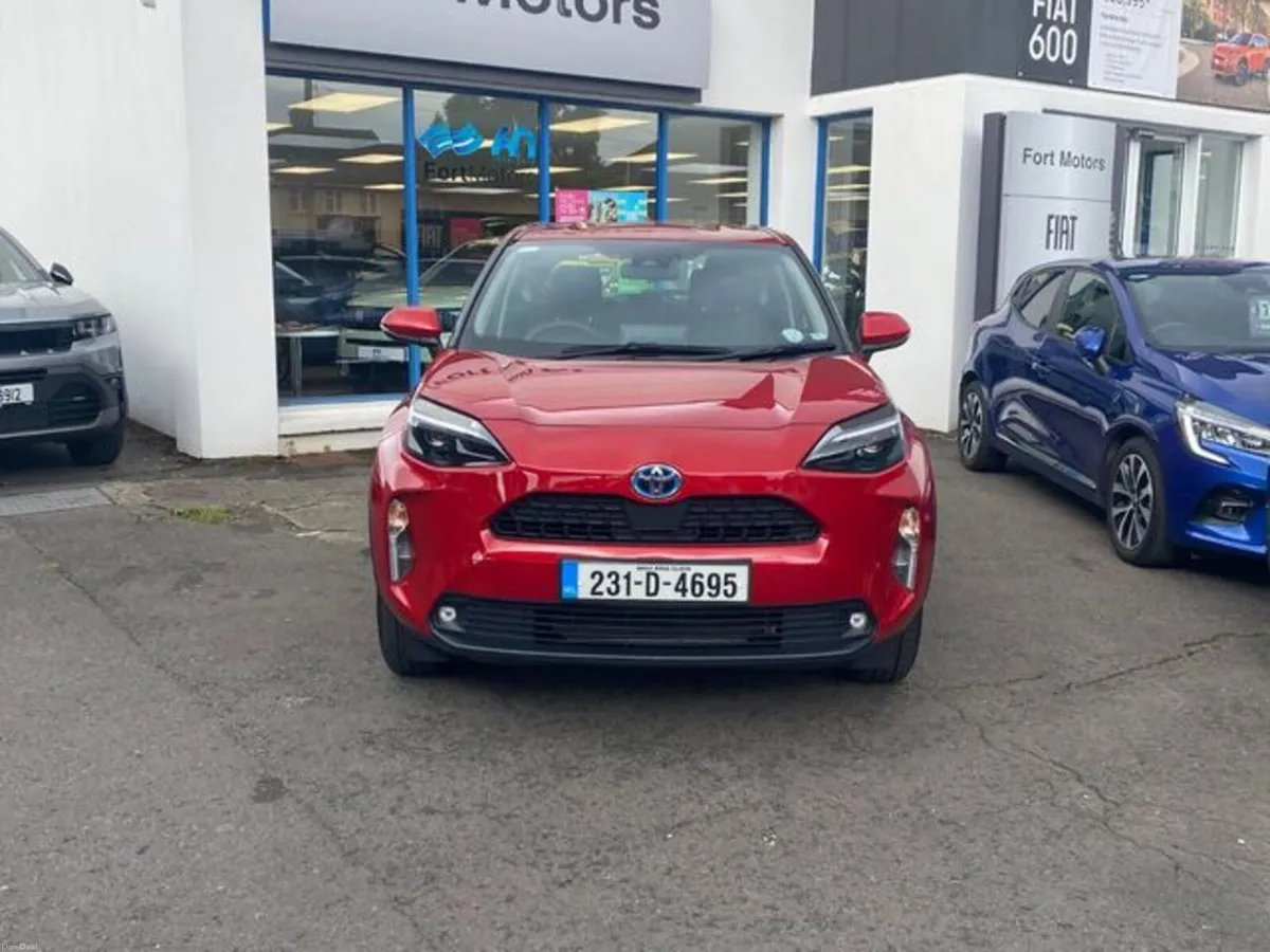 Toyota Yaris Yaris Cross , Luna , 33, 350KMs , 1 O - Image 2