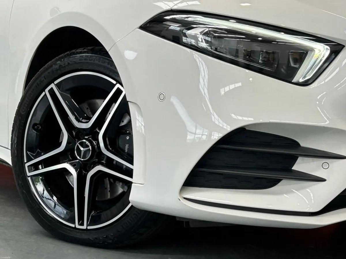 Mercedes-Benz A-Class Sunroof E AMG LINE EDITION P - Image 3