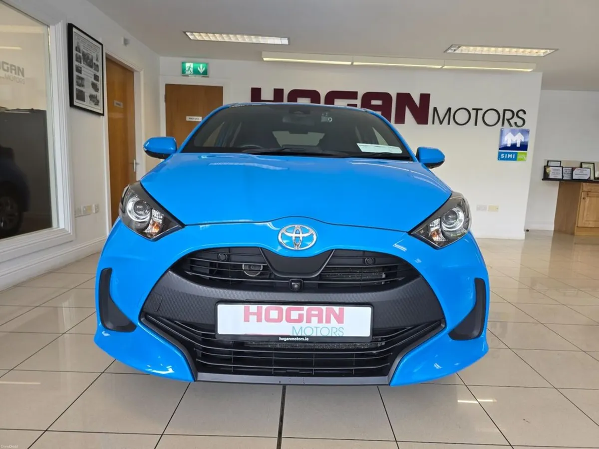 Toyota Yaris 1.0 5DR Sport Automatic - Image 2