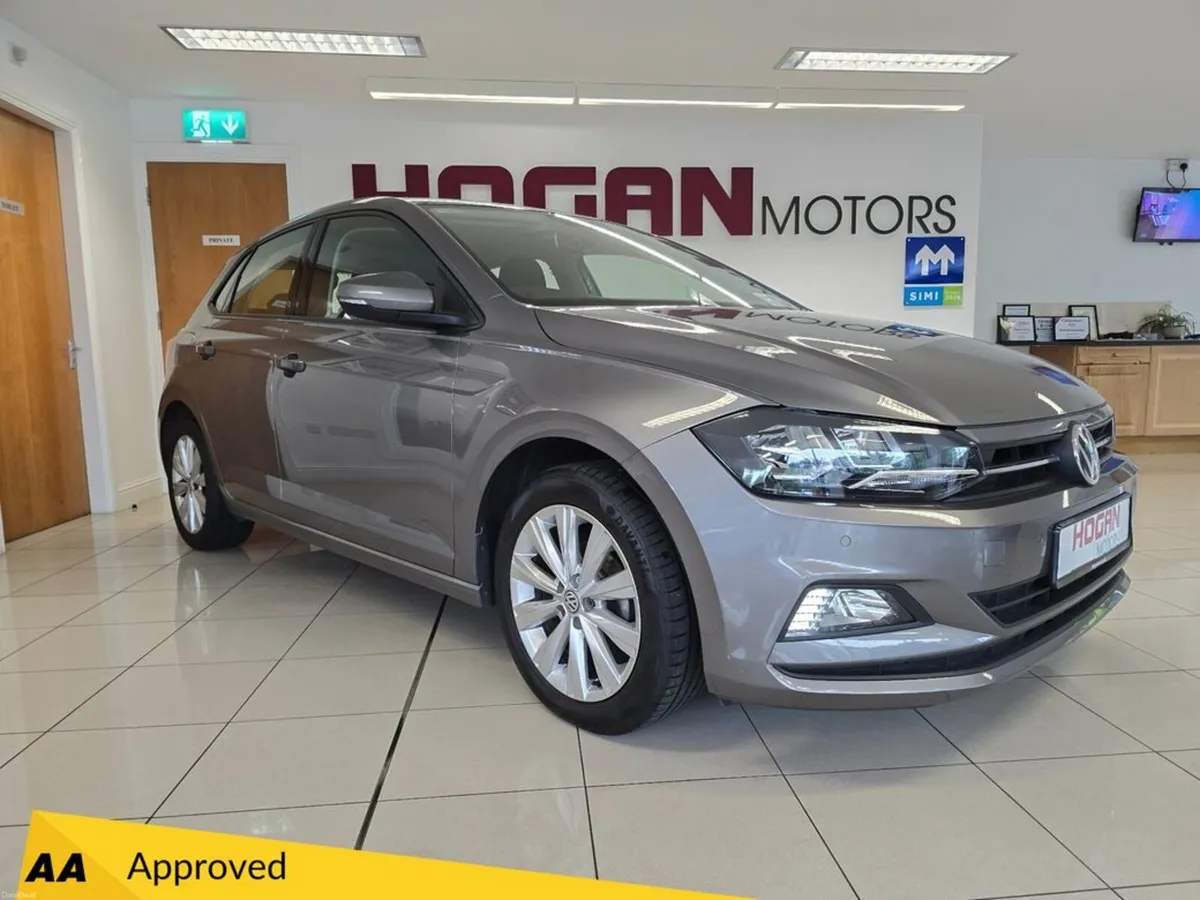 Volkswagen Polo Comfortline 1.0 5DR H/B - Image 1