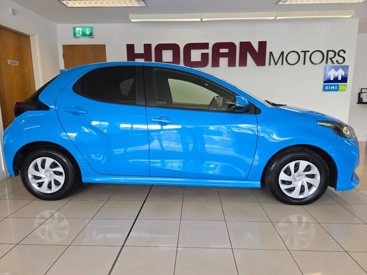 Toyota Yaris 1.0 5DR Sport Automatic - Image 3