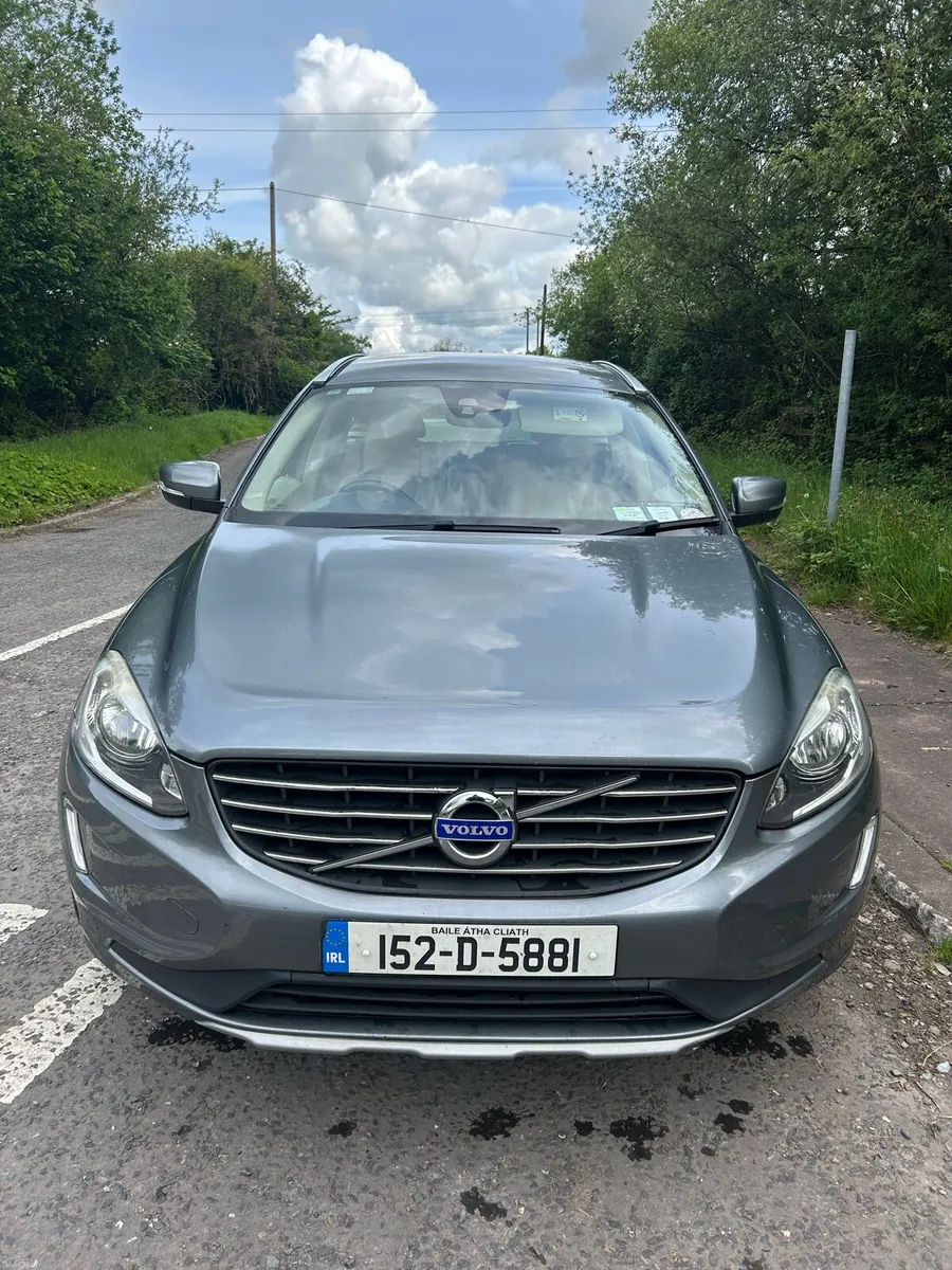 2015 Volvo SC60 automatic - Image 1