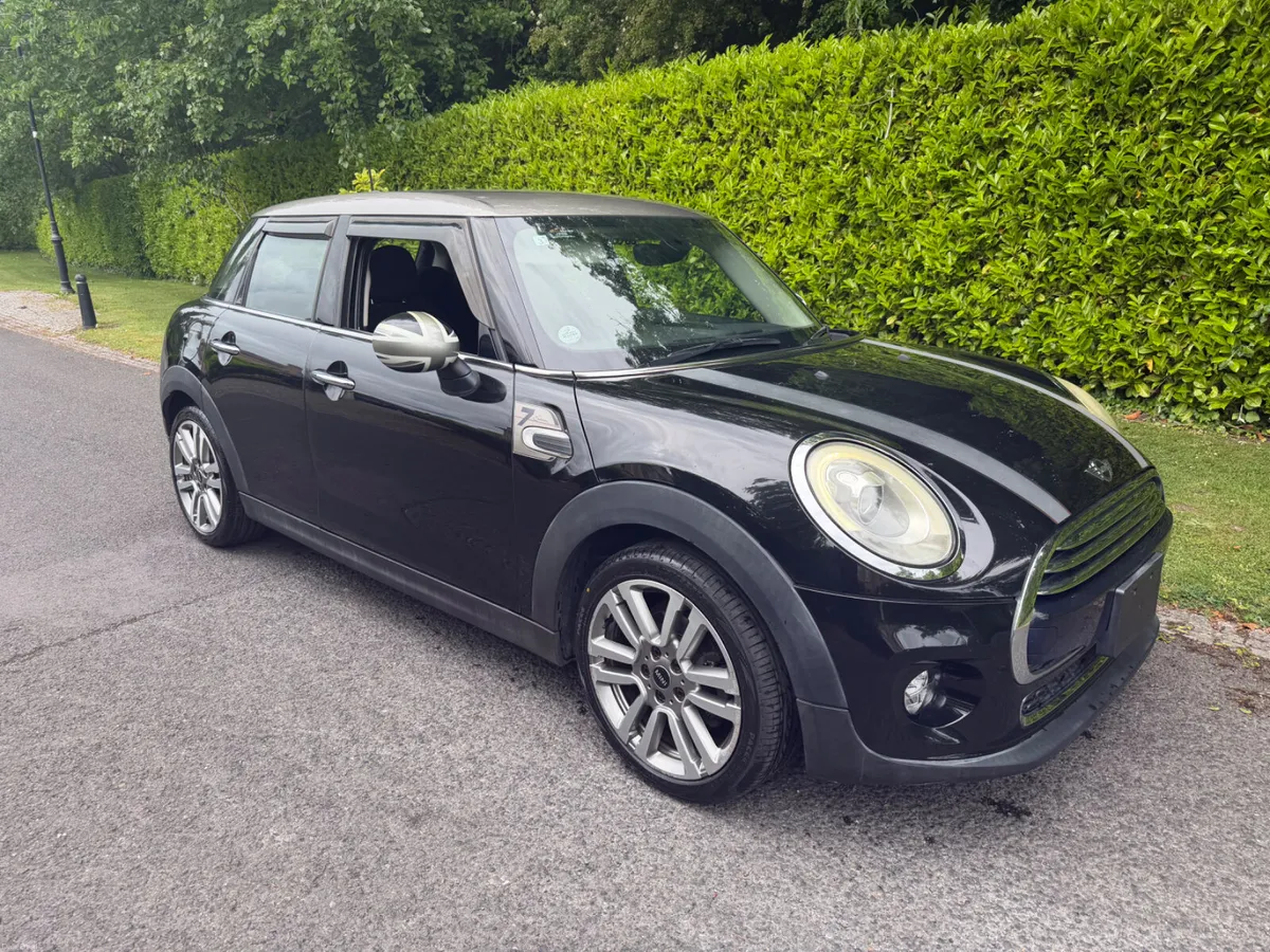 2017 MINI Cooper D Automatic “Seven” Edition - Image 1