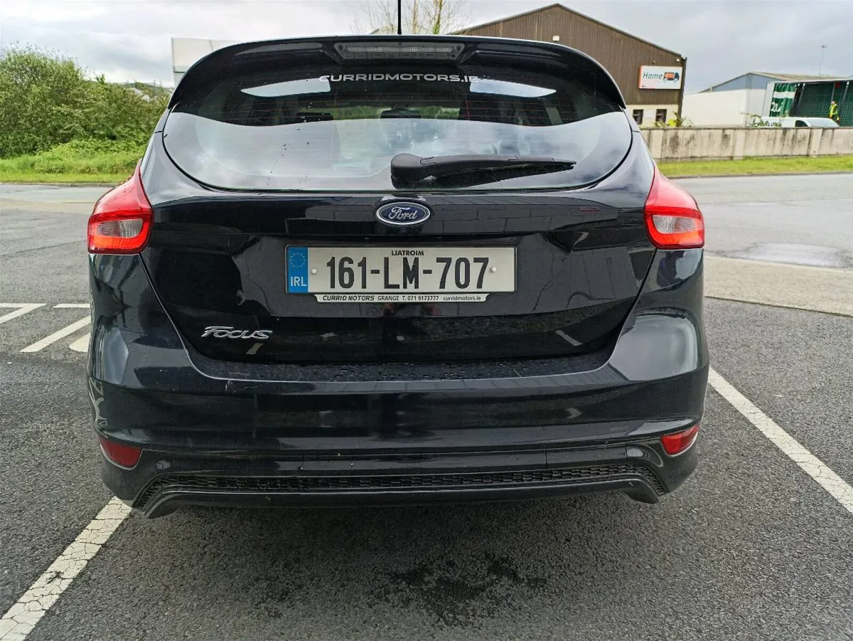 Ford Focus Zetec S 1.5 diesel Manual 2016 - Image 6