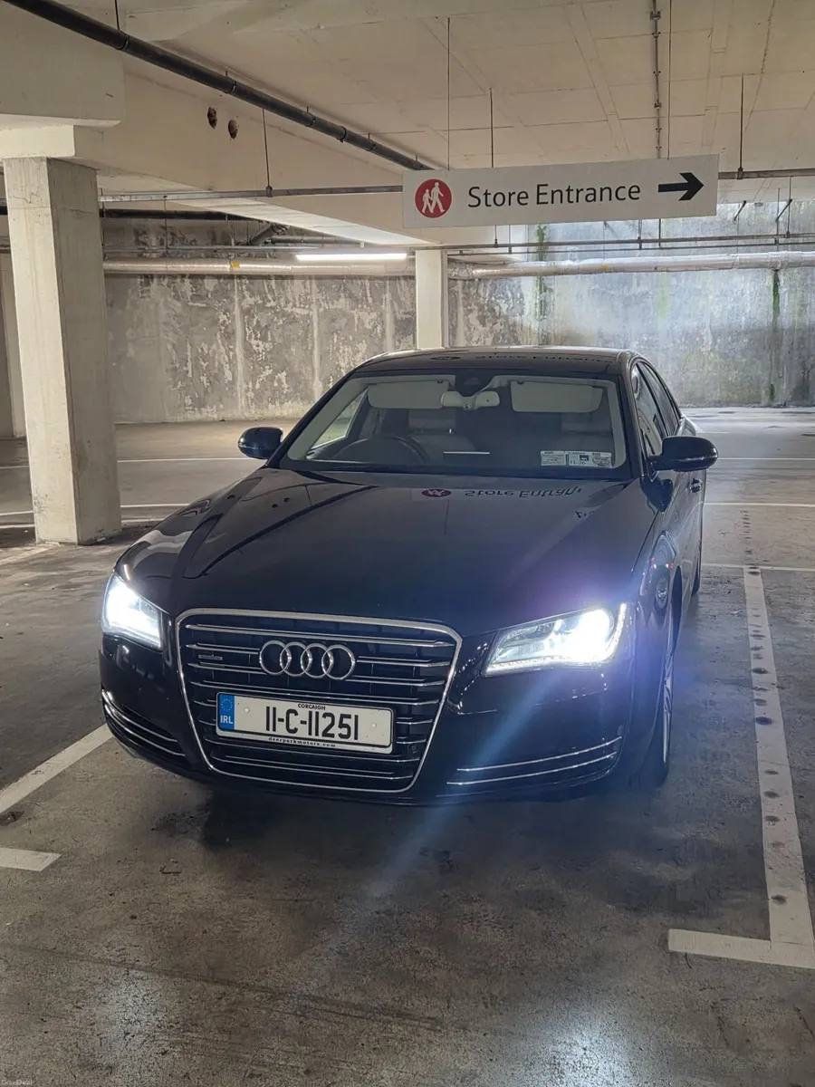 Audi A8 2011 - Image 1
