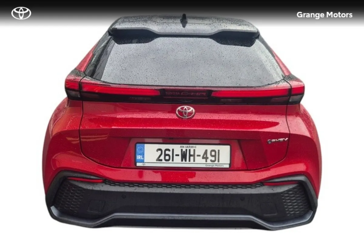 Toyota C-HR 1.8 PHEV SPORT+ 5DR**DEMO MODEL** - Image 4