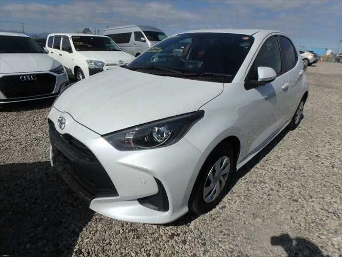 2023 Toyota Yaris 1.0l automatic - Image 3