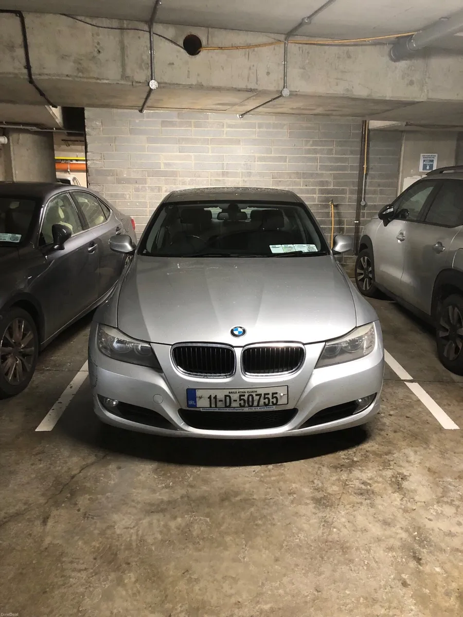 BMW 320 D 2011 - Image 1