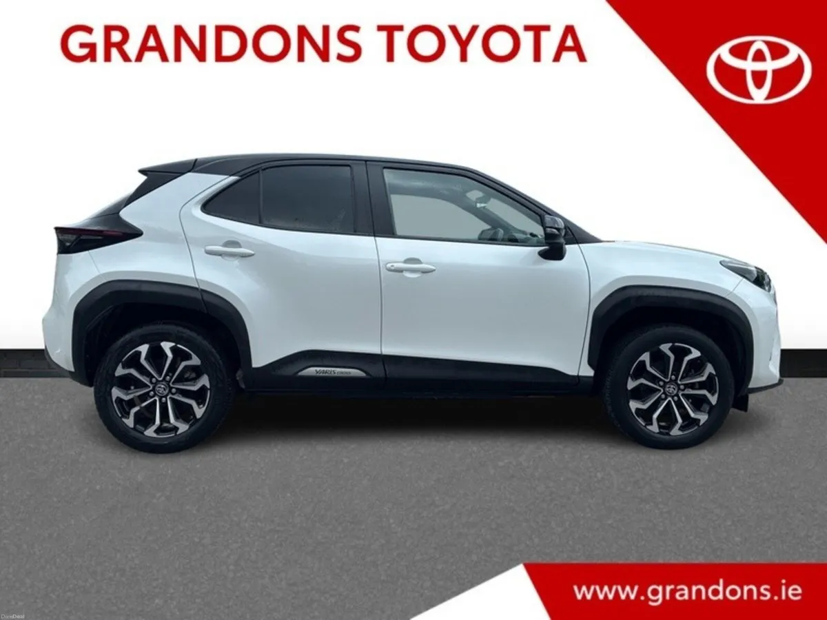 Toyota Yaris Cross LUNA SPORT - GRANDONS - Image 3