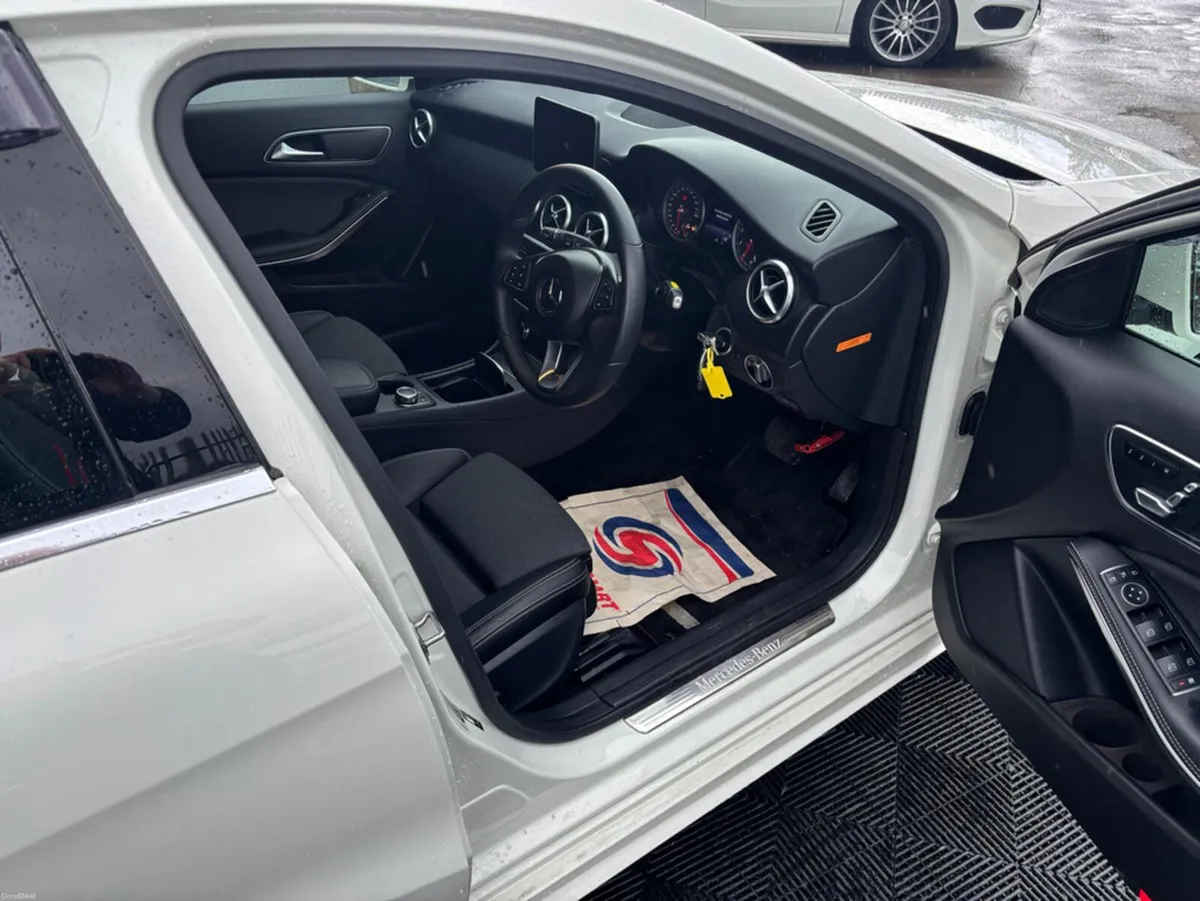 Mercedes-Benz A-Class Merc A180 AMG, 1.6 petrol, f - Image 6