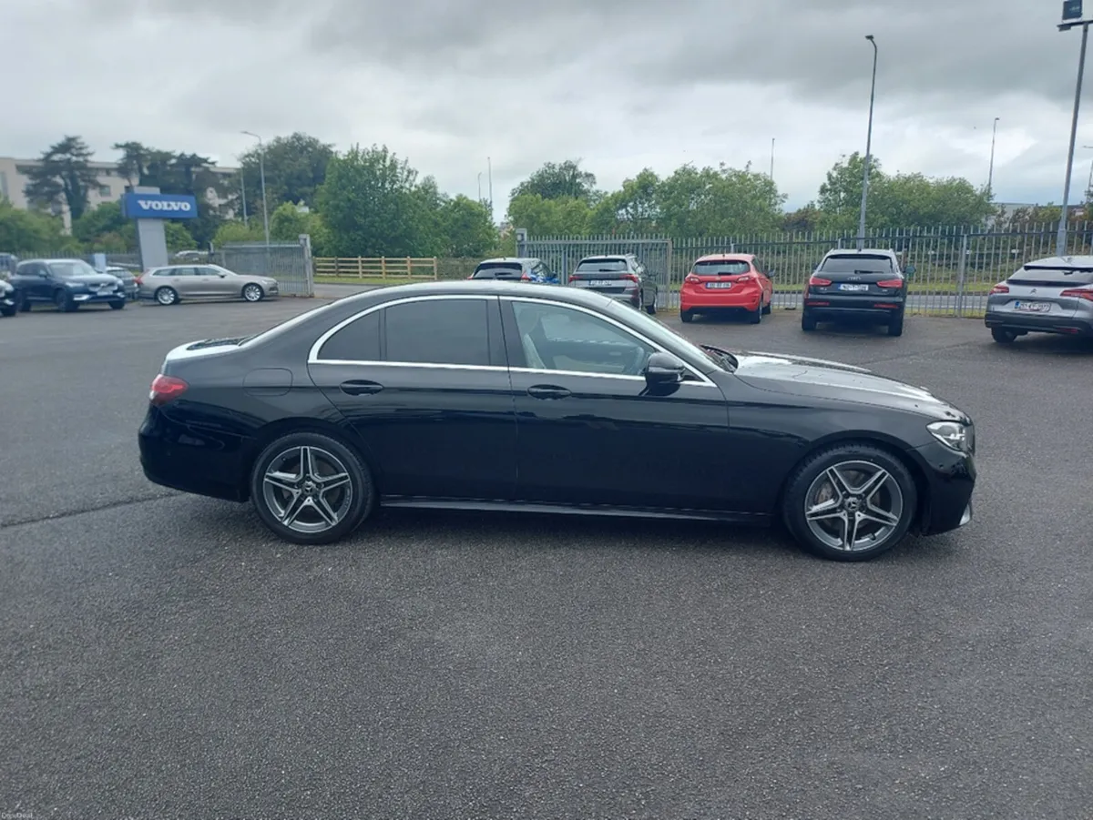 Mercedes-Benz E-Class D E220 4DR AUTO - Image 4