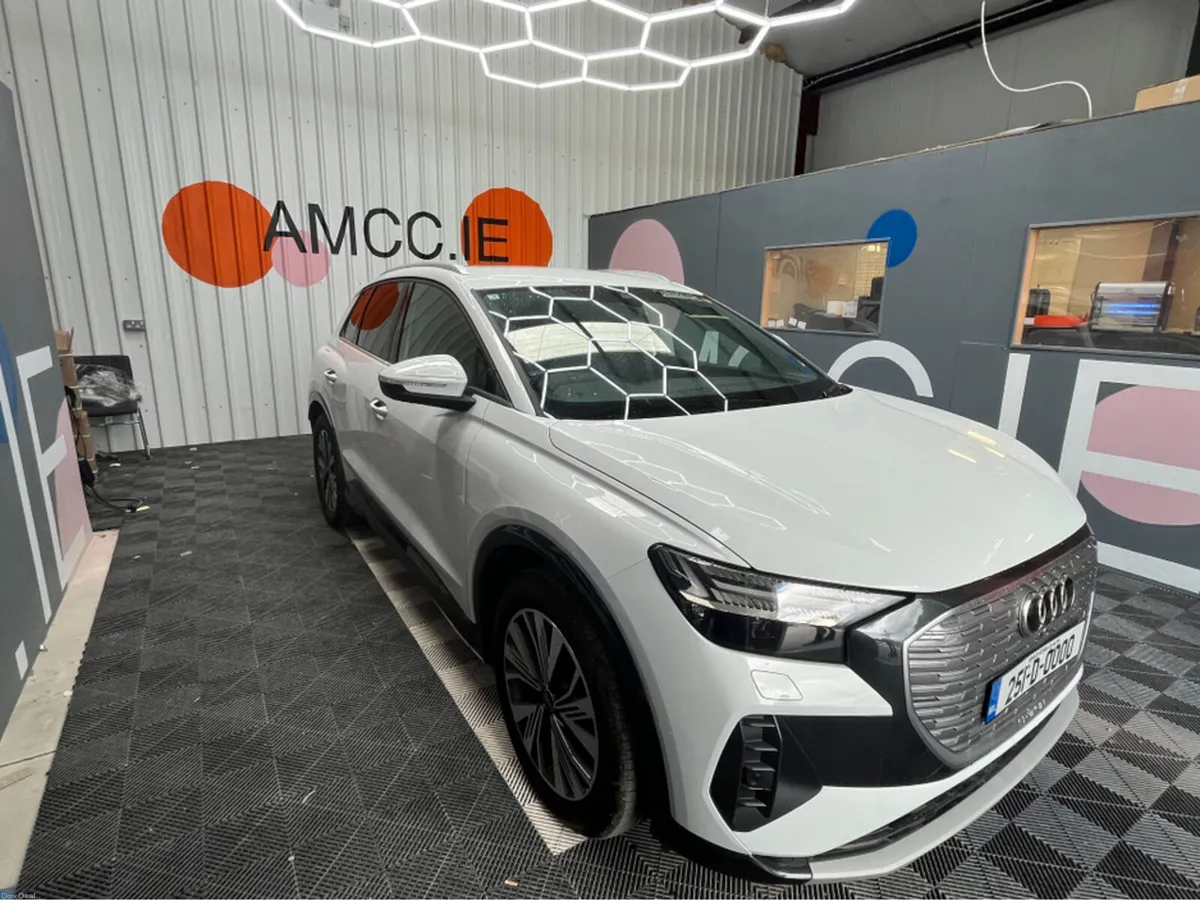 Audi Q4 e-tron 2025 AUDI Q4 E-TRON 45 ADVANCED AUT - Image 1