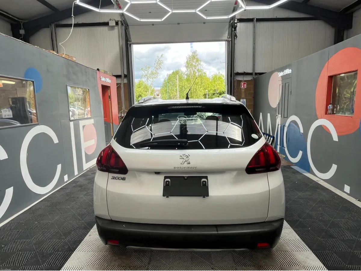 Peugeot 2008 2019 PEUGEOT 2008 1.2 AUTOMATIC / REV - Image 3