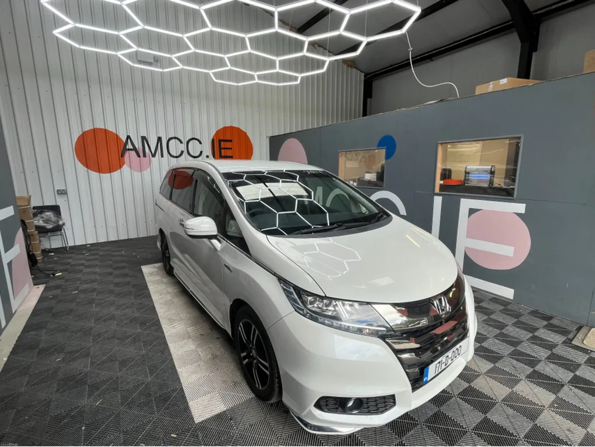 Honda Odyssey 2017 HONDA ODYSSEY ABSOLUTE HYBRID S - Image 1