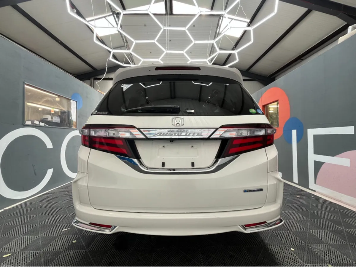 Honda Odyssey 2017 HONDA ODYSSEY ABSOLUTE HYBRID S - Image 3