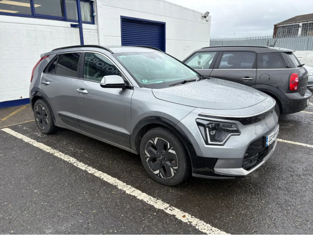 Kia Niro K4 ELECTRIC EV 64KWH //MASSIVE SPEC//