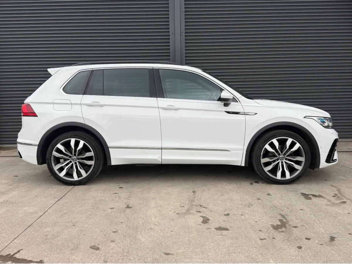 Volkswagen Tiguan R-LINE 2.0 TDI MANUAL 150HP 5DR - Image 3