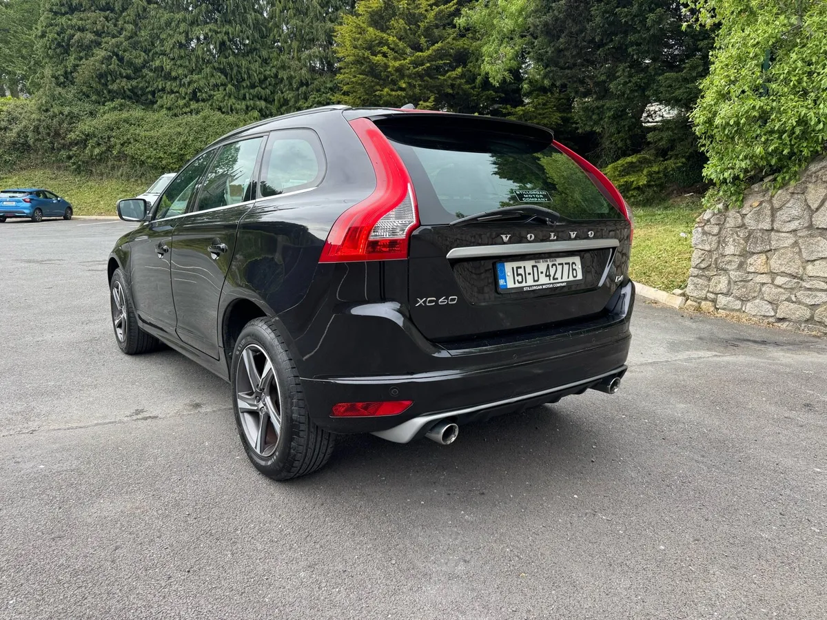 VOLVO XC60 R DESIGN - Image 3