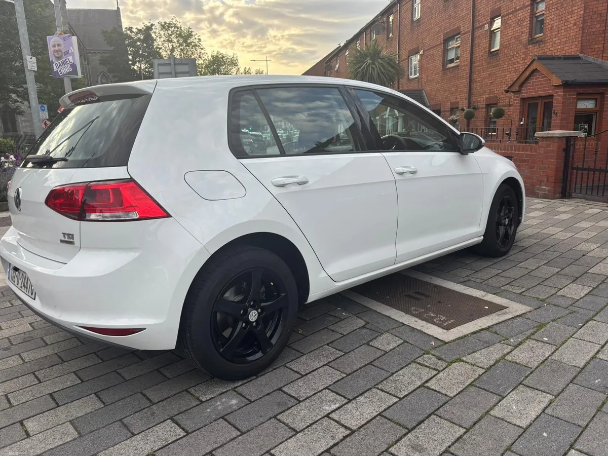Volkswagen Golf 2013 - Image 3