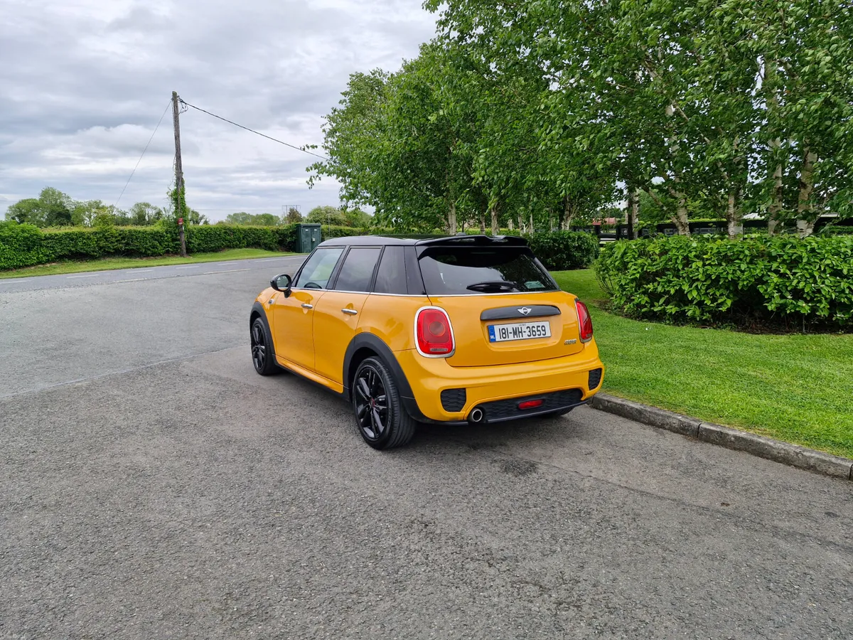 Mini Cooper (NCT TESTED AND TAXED)!!! - Image 4