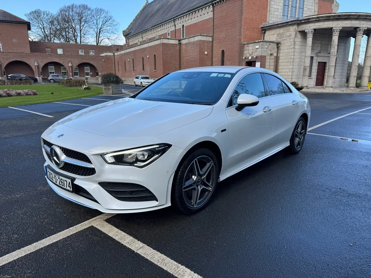 Mercedes Benz CLA - Image 2
