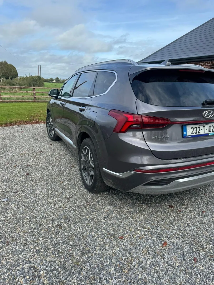 Hyundai Santa Fe 2023 - Image 1