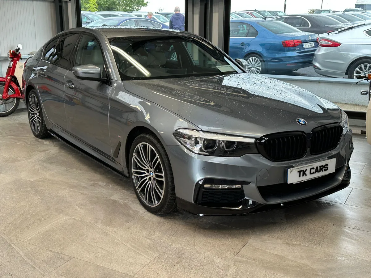 17 BMW 530 e PLUG IN HYBRID-LOW KMS - Image 1