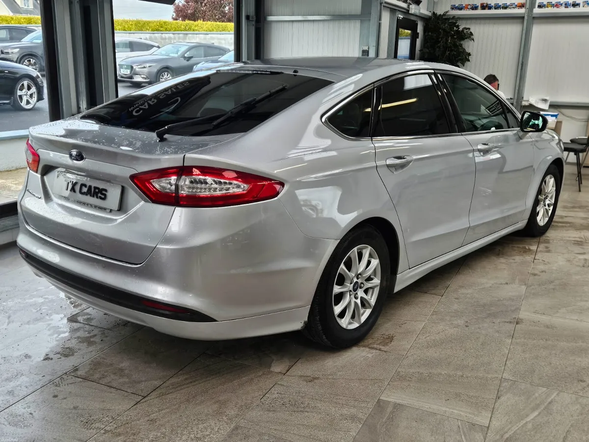 17 FORD MONDEO TITANIUM - Image 2