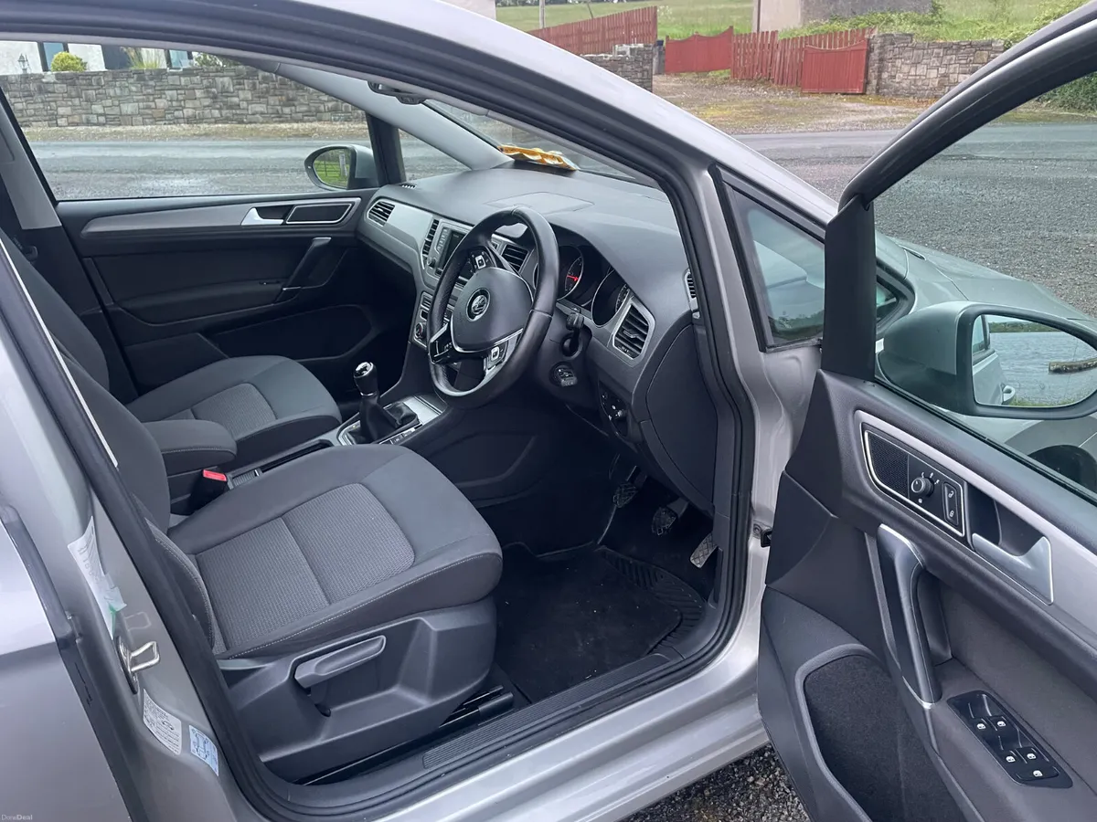 Volkswagen Golf 2016 1.6 diesel nct 8/27 - Image 5