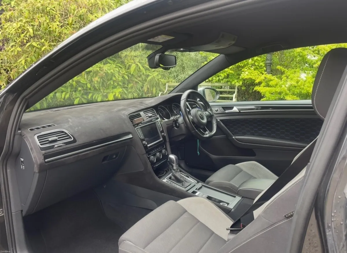 Volkswagen Golf -2 Door-Deep Black Pearl Metallic - Image 2