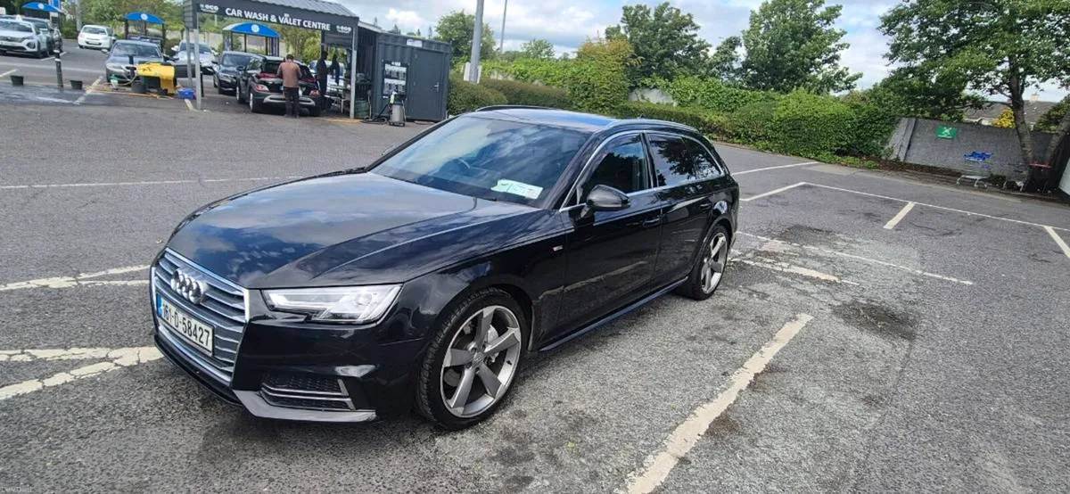 AUDI A4 ESTATE SLINE - Image 2