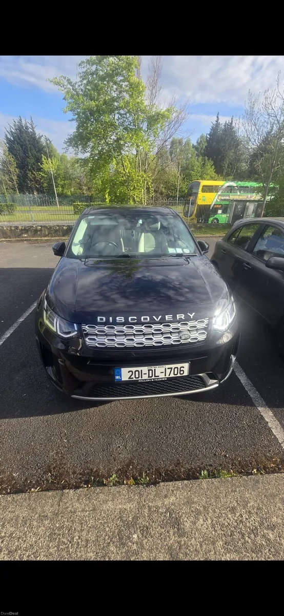 Land Rover - Image 1