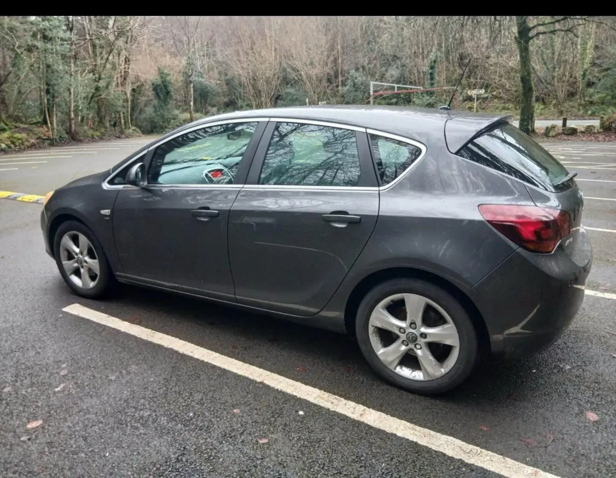 Vauxhall Astra 2010 - Image 4