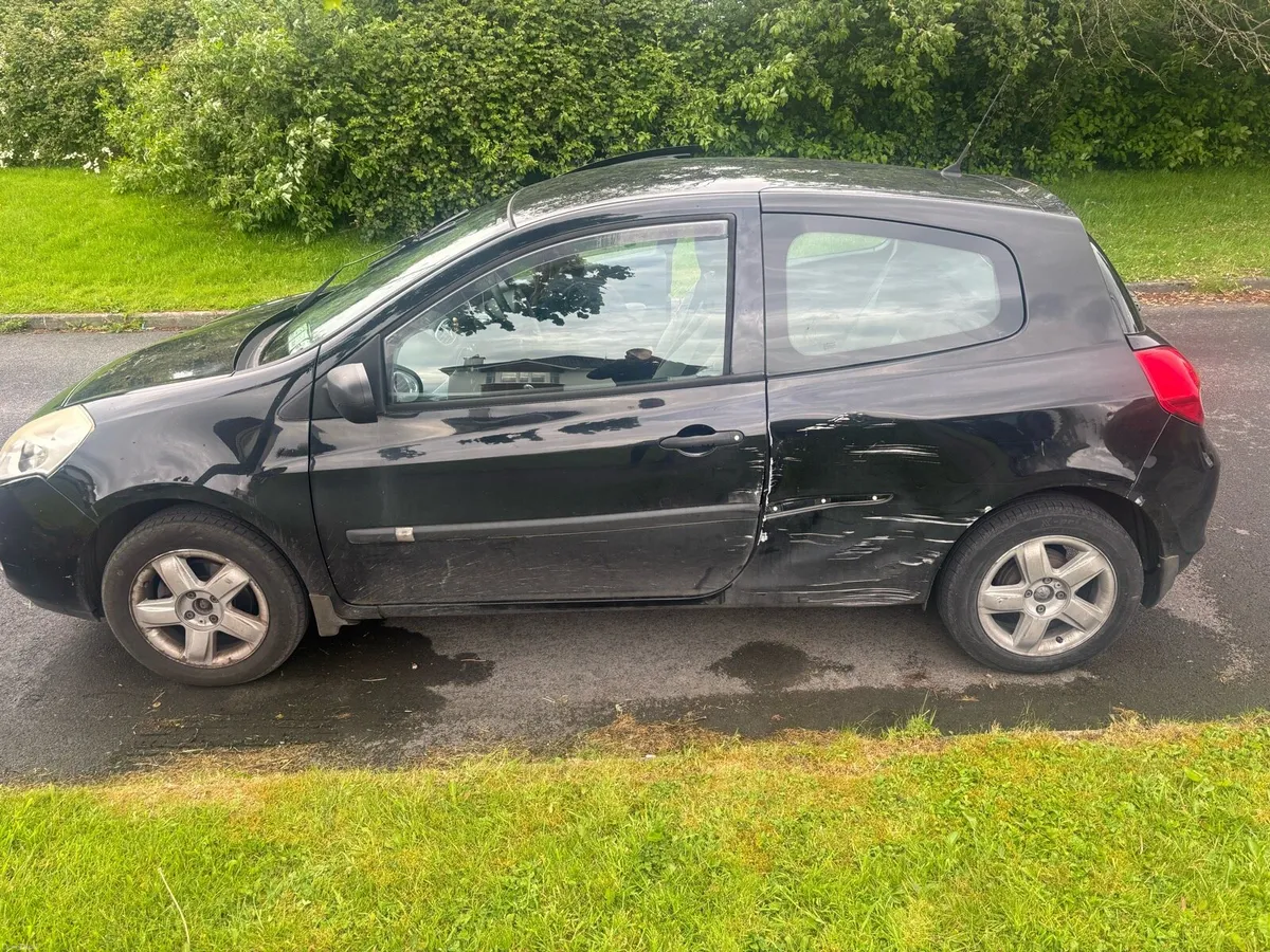 Renault Clio 2012 | 1.2 Petrol *needs work* - Image 3