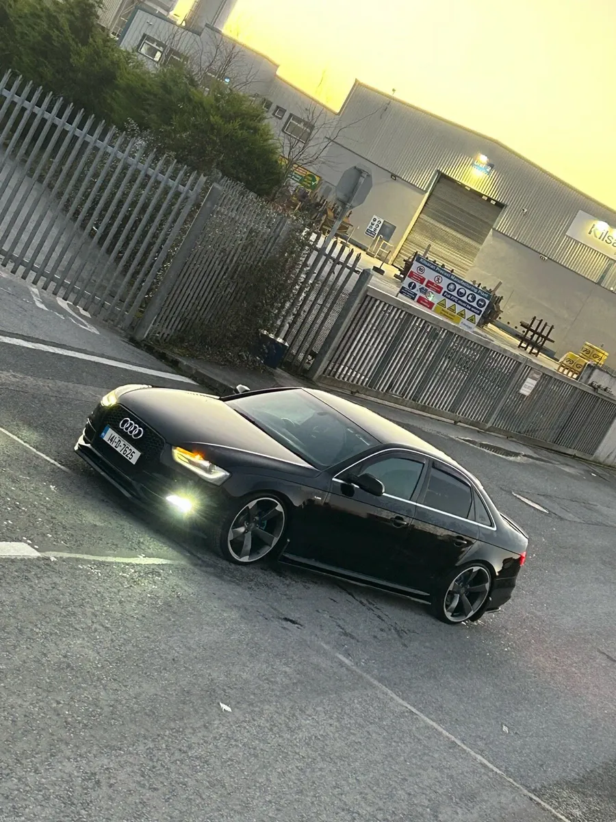 Audi A4 B8.5 S-Line - Image 2
