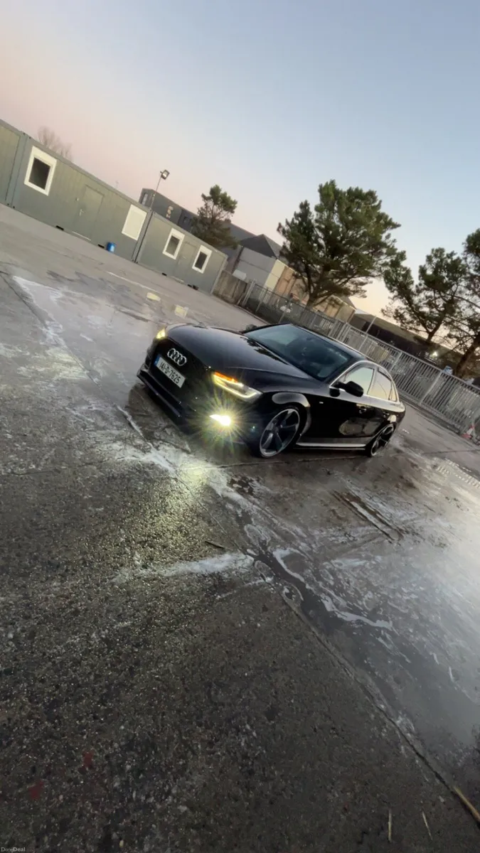 Audi A4 B8.5 S-Line - Image 4